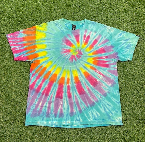 Island Vibes Vintage Rainbow Island Vibes Vintage Rainbow