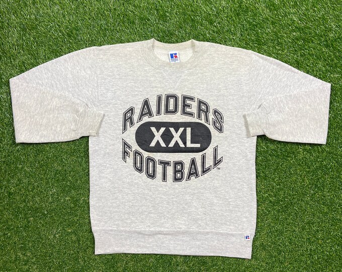 Vintage Oakland Raiders Crewneck Sweatshirt Russell Athletic Made USA Size Medium M NFL Football California Las Vegas Pull Over 1990s 90s