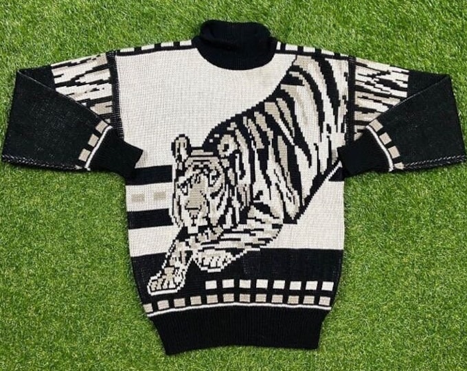 Vintage Tiger Crewneck Sweater Liz Thomas Size Medium M Felis Tigris Animals Jungle Safari Pull Over Oversized