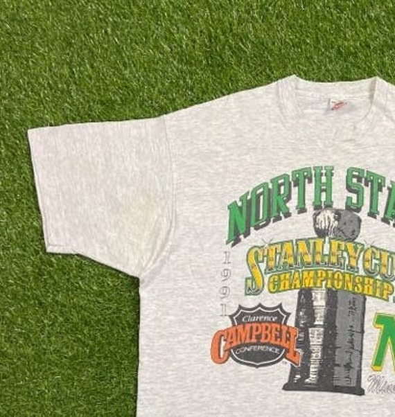 Vintage Minnesota North Stars T Shirt Tee Fruit of the Loom Made 