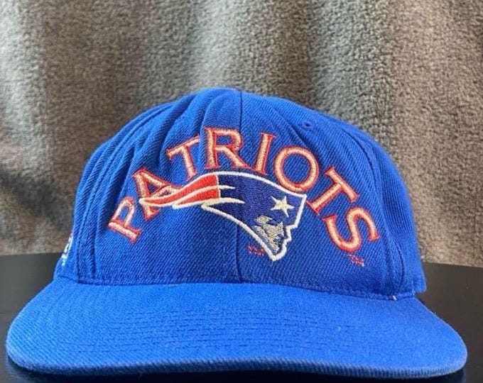 Vintage New England Patriots Fitted Hat Size Medium / Large NFL Football Boston MA Cap 1990s 90s Tom Brady