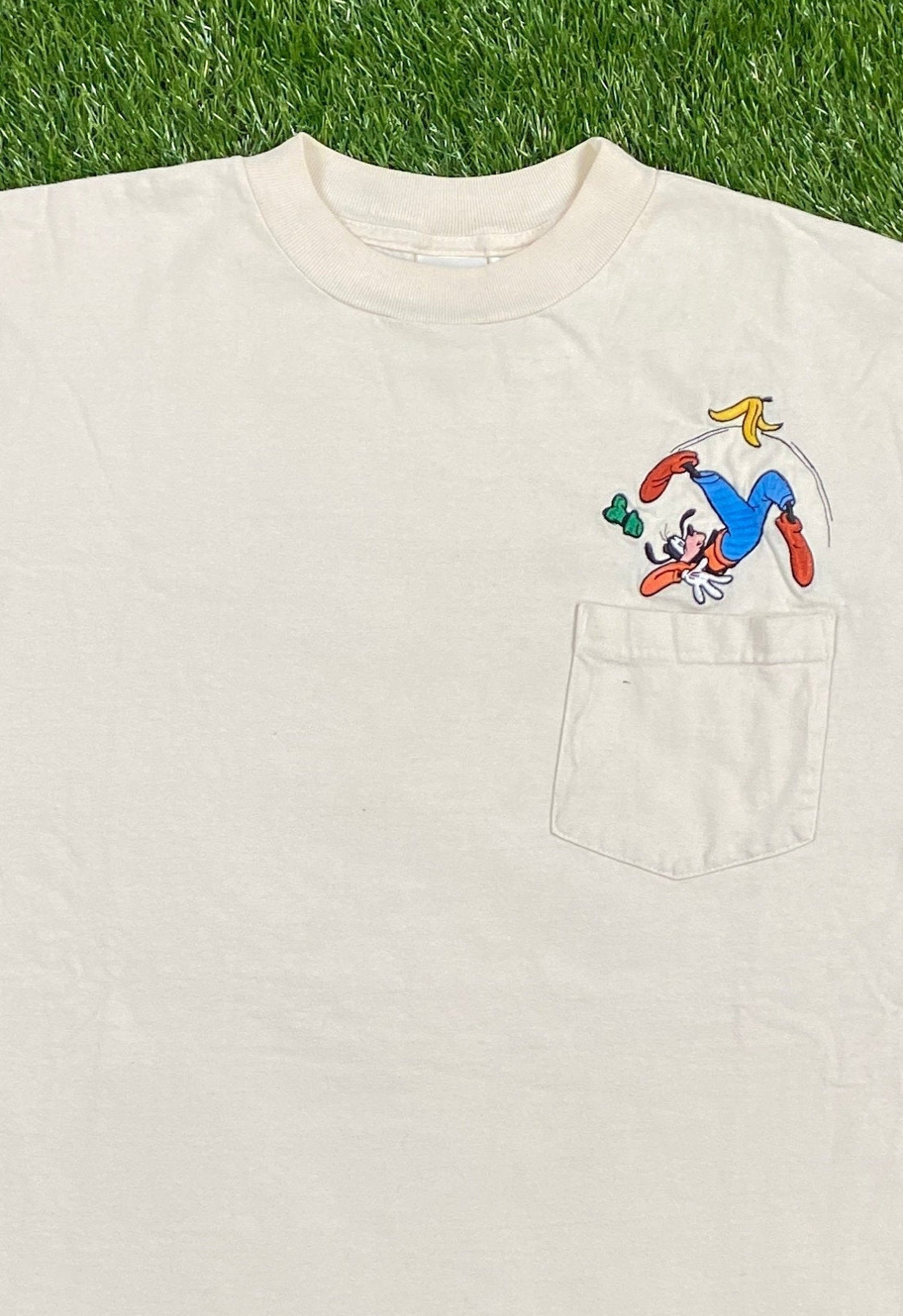 goofy vintage shirt