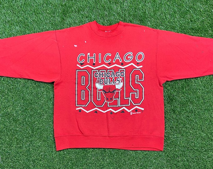 Vintage Chicago Bulls Crewneck Sweatshirt Hanes Made USA Size Xtra Large XL NBA Basketball Jordan 1990s 90s Pull Over Oversized Comfy
