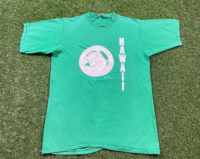 Vintage University of Hawaii T Shirt Tee Made USA Size Large L Rainbows Hawaiian Honolulu Classic NCAA College Football 1990s 90s