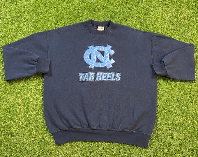 Vintage UNC University of North Carolina Tar Heels Crewneck Sweatshirt Made Usa Size Xtra Large XL NCAA College Basketball 1990s Pull Over