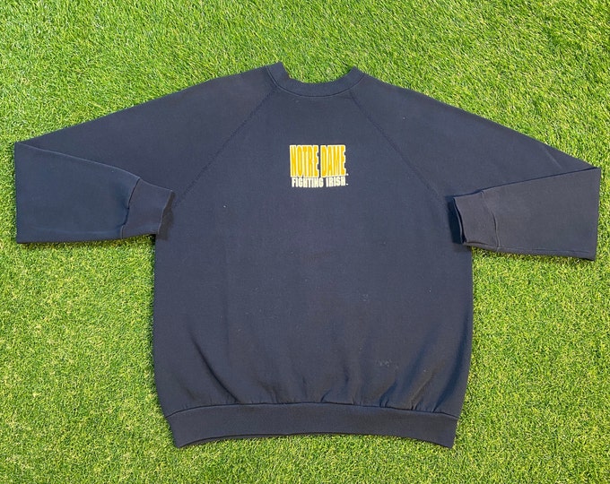 Vintage Notre Dame University Crewneck Sweatshirt TNT Made Usa Size Xtra Large XL NCAA College Football Fighting Irish Pull Over 1990s 90s