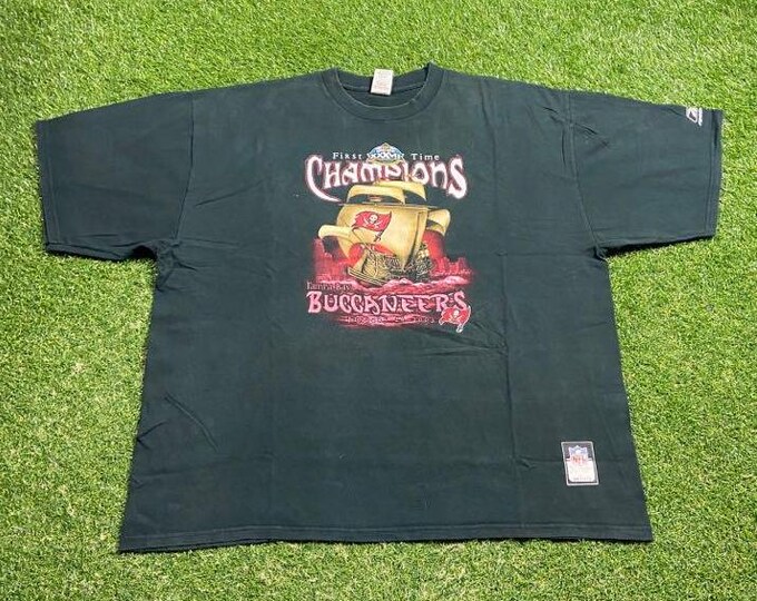 Vintage Tampa Bay Buccaneers Super Bowl Bowl XXXVII Champions T Shirt Tee Reebok Size XXL 2XL NFL Football Florida Brady 00s
