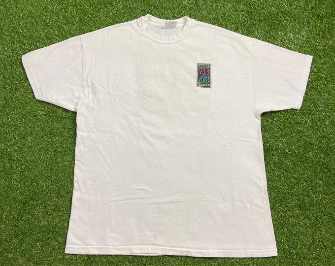 Vintage 93.3 WSNE T Shirt Tee Hanes Made Usa Size Xtra Large XL Classic Music Broadcast FM Radio 1990s 90s