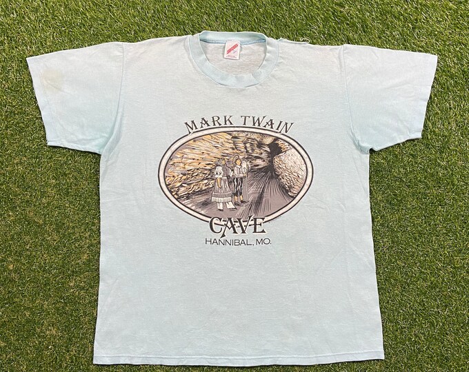 Vintage Mark Twain Cave T Shirt Tee Jerzees Made USA Size Large L Hannibal Missouri Classic American Writer American Literature
