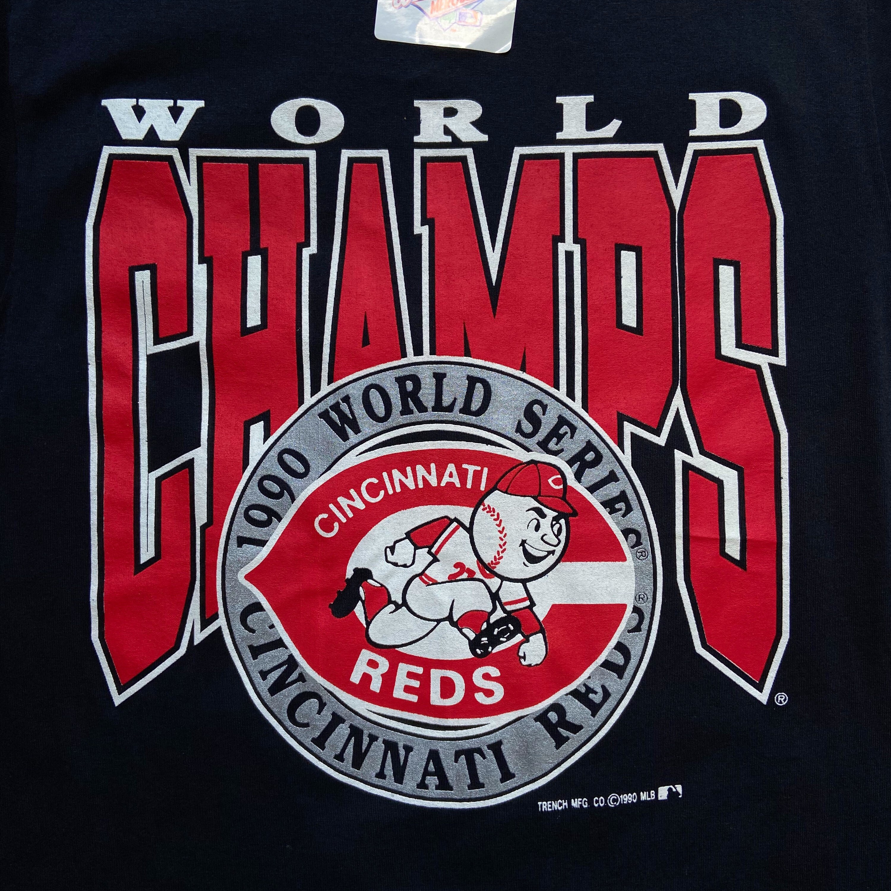 Vintage Cincinnati Reds MLB AOP Tee Sz: L 21.5 x - Depop