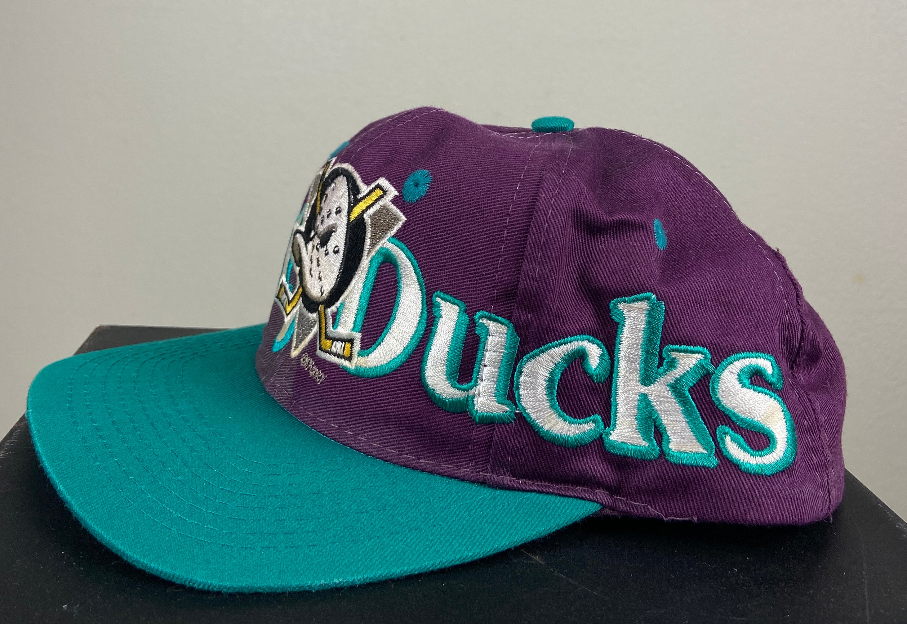 Vintage Toddler Logo 7 Plain Logo Anaheim Mighty Ducks Hat NHL