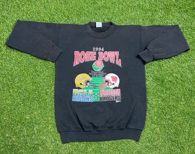 Vintage University of Wisconsin Badgers vs UCLA Bruins 1994 Rose Bowl Crewneck Sweatshirts Made Usa Size Youth XL NCAA Football 1990s