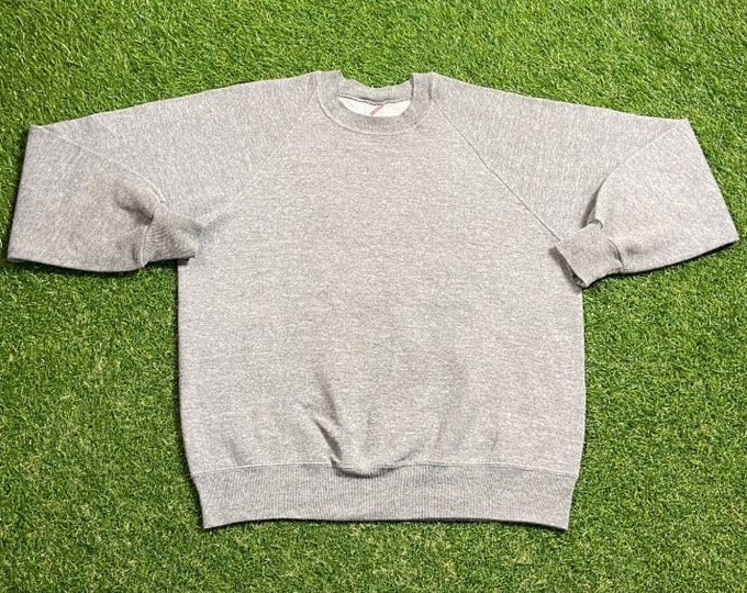 Vintage Plain Grey Crewneck Sweatshirt Jerzees Size Large L Made USA Quality Tri Blend Comfy Great Fit Original Pull Over 1990s 90s