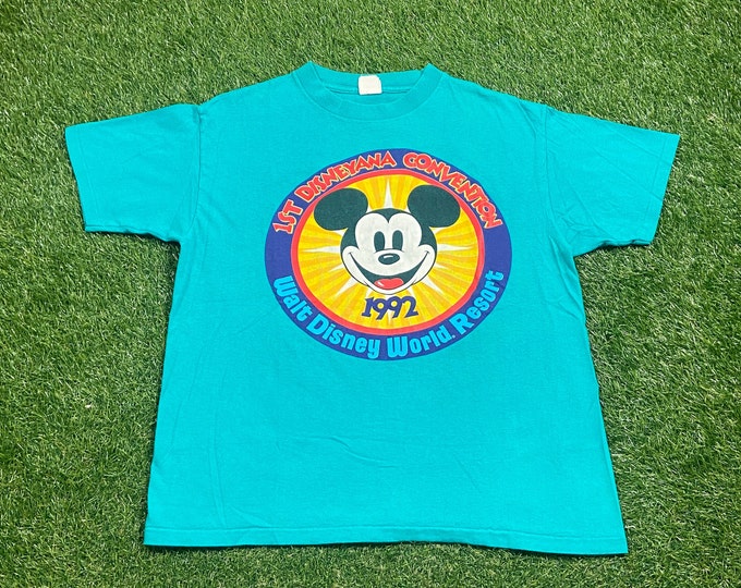 Vintage Walt Disney World Resort T Shirt Tee Size Large L Magic Kingdom WDW Disneyland Mickey Mouse Disneyana Convention 1990s 90s