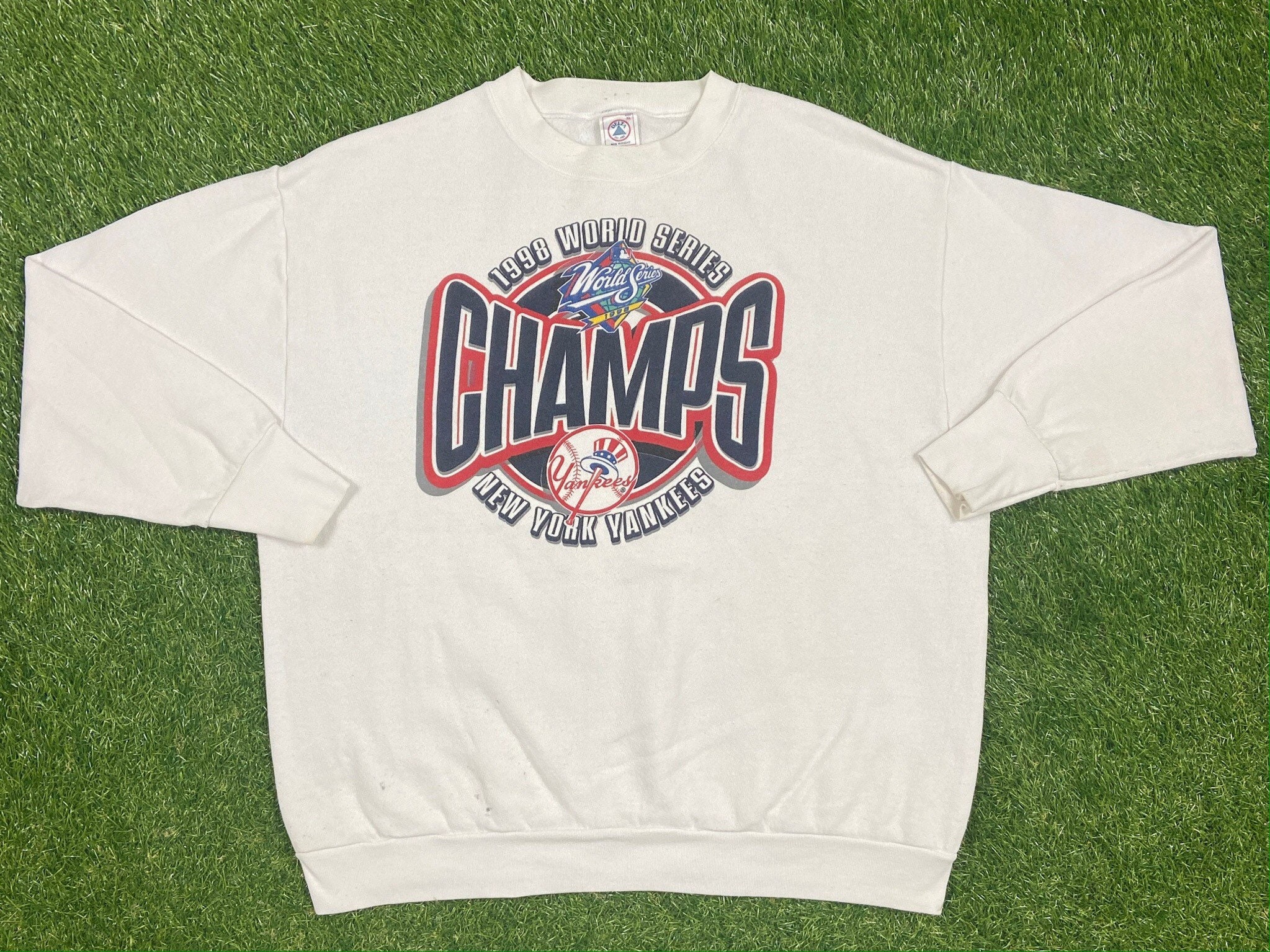 yankees crewneck sweatshirt