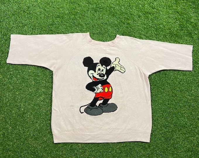 Vintage Mickey Mouse Crewneck Sweatshirt Size Medium M Walt Disney World Magic Kingdom Disneyland Classic Pull Over 1970s 70s Chain Stitched