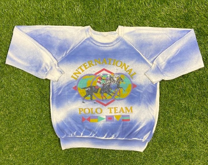 Vintage International Polo Team Crewneck Sweatshirt Size Medium M Pull Over Oversized