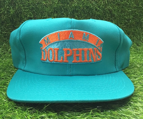 Check spelling or type a new query. Miami Dolphins Cap Vintage . Jahrgang Miami Dolphins Sportspezialitaten Snapback Hut Mutze Etsy