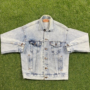 Vintage Levi&#39;s Strauss & Co Jean Jacket Made USA Size Small S American USA Classic Blue Jean Jacket Button Down 1990s Acid wash