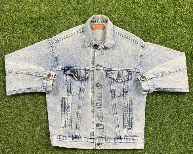 Vintage Levi's Strauss & Co Jean Jacket Made USA Size Small S American USA Classic Blue Jean Jacket Button Down 1990s Acid wash