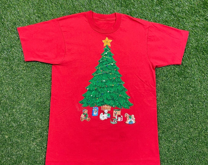 Vintage Christmas Tree T Shirt Tee Size Small S Holiday Party Merry Xmas Santa Classic Santa Claus Ornaments