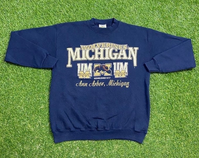 Vintage University of Michigan Crewneck Sweatshirt Made USA Size Medium M NCAA College Football Wolverines Detroit Big House 1990s Pull Over