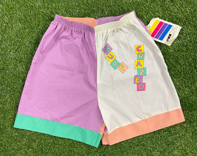 Vintage Surf Crazed Shorts Third Generation Made USA Size Medium M Beach Island Skate 1990s 90s All Over