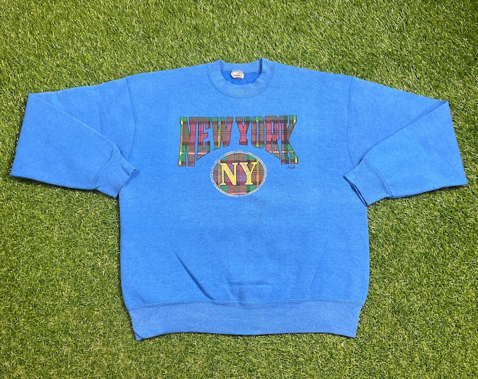 Vintage New York Crewneck Sweatshirt Made USA Size Large L Big Apple Broadway NYC Manhattan 1990s 90s Pull Over Oversized