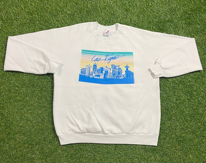 Vintage Las Vegas Crewneck Sweatshirt Made USA Size Large L Casino Gambling Sin City Nevada 1990s 90s Pull Over Oversized