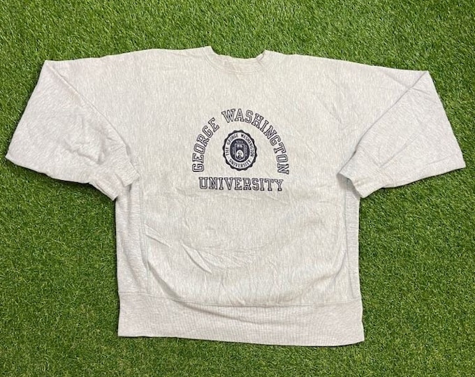 Vintage George Washington University Crewneck Sweatshirt Champion Reverse Weave USA Xtra Large XL Washington DC 1990s 90s Oversized