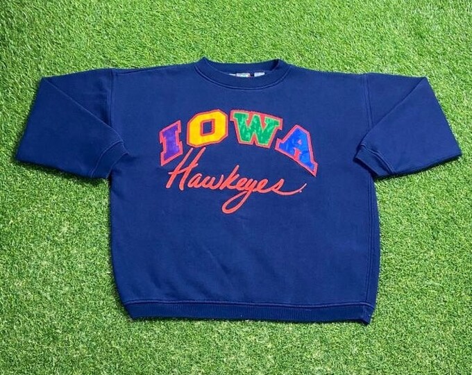 Vintage University of Iowa Hawkeyes Crewneck Sweatshirt Size Small S NCAA College Football Pull Over Oversized 1990s 90s