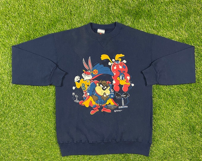 Vintage Looney Tunes Crewneck Sweatshirt Signal Sports Made USA Size Large 1990s Warner Bros Cartoon Pull Over Oversized Comfy