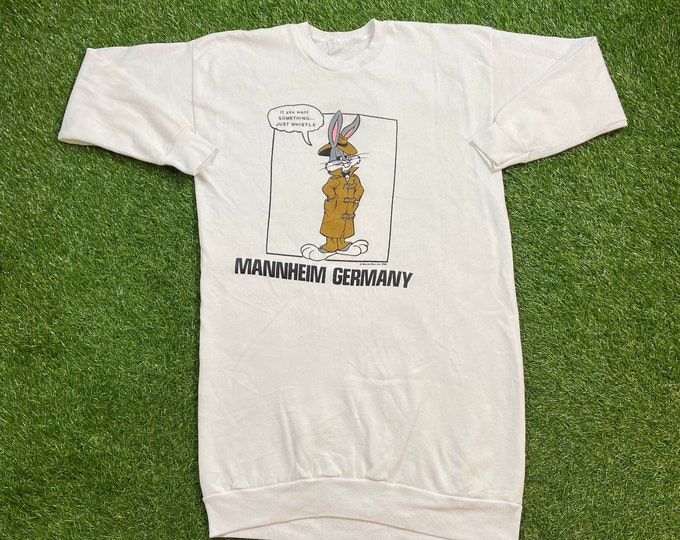 Vintage Bugs Bunny Mannheim Germany Crewneck Sweatshirt Large L Looney Tunes Warner Bros Classic Cartoon 1990s 90s Pull Over Oversized Sleep