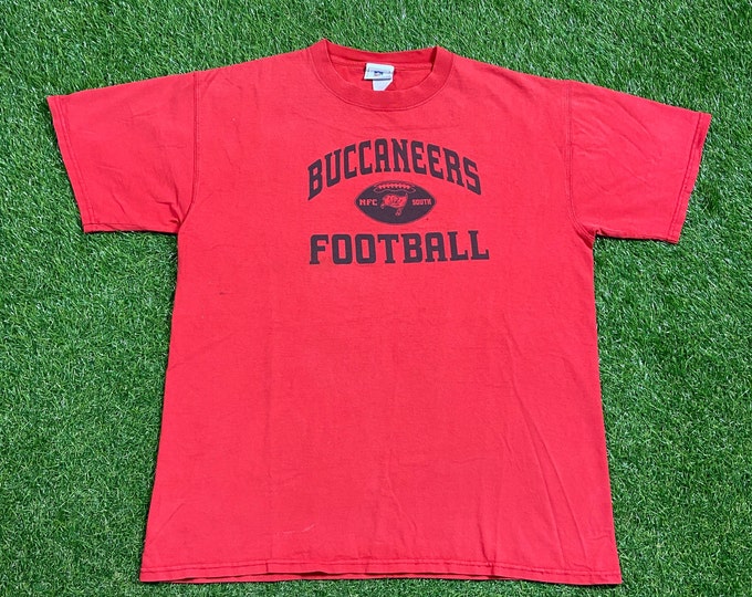 Vintage Tampa Bay Buccaneers T Shirt Tee Size Xtra Large XL NFL Football Super Champions Tom Brady TB12 1990s 90s