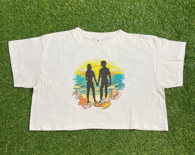 Vintage Beach Crop Top Shirt Made USA Size Medium M Caribbean Sea Islands Beautiful Island VTG All Over Print 1990s 90s