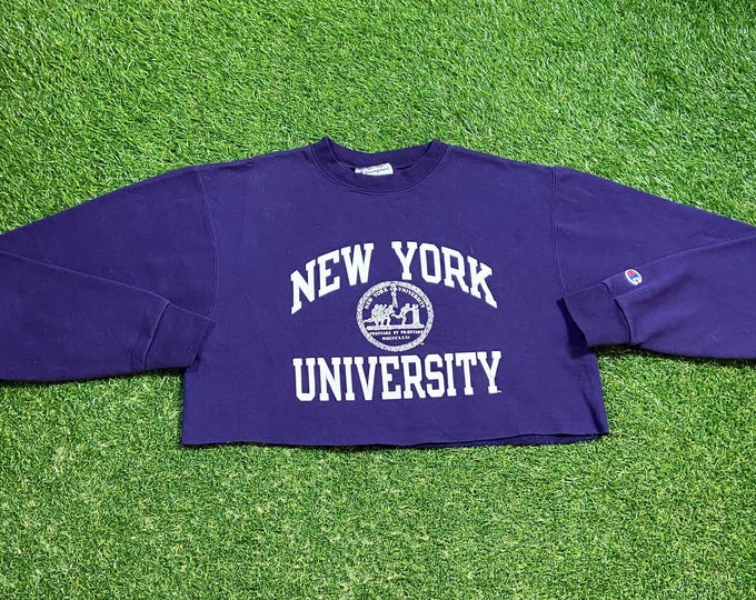 Vintage New York University NYU Crop Crewneck Sweatshirt Champion Size Small S Classic New York NY Manhattan 1990s 90s Pull Over Oversized