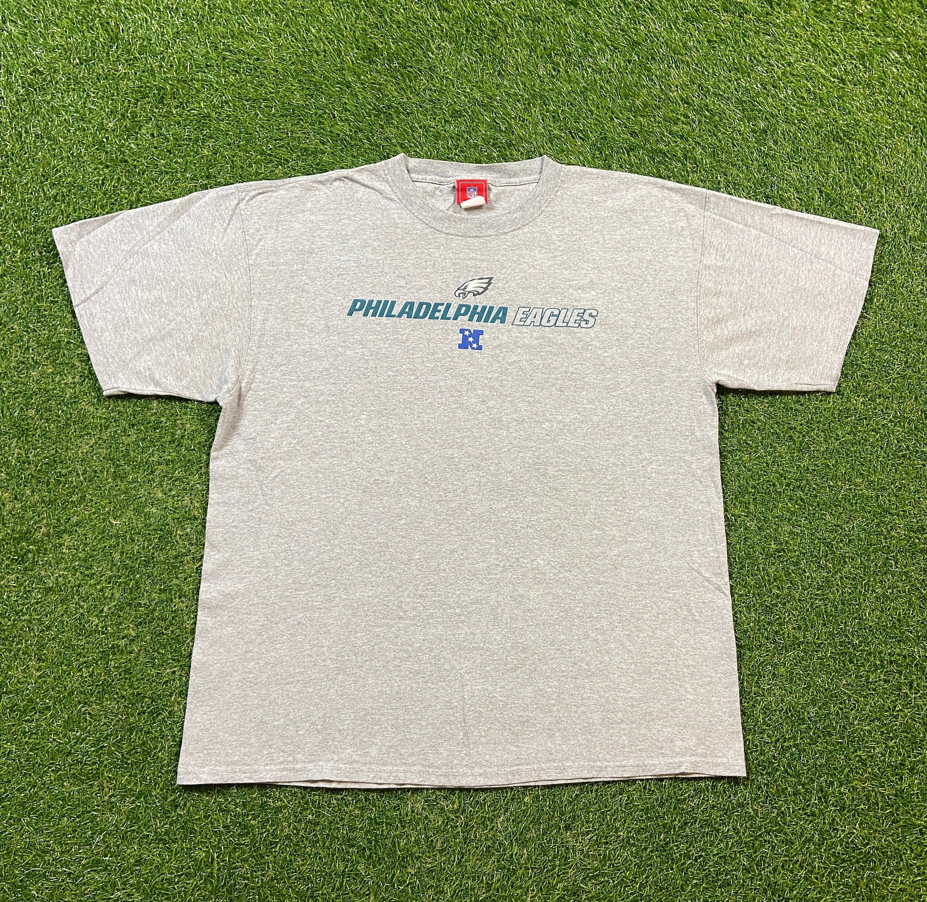 Vintage Philadelphia Eagles Trench NFL T-Shirt
