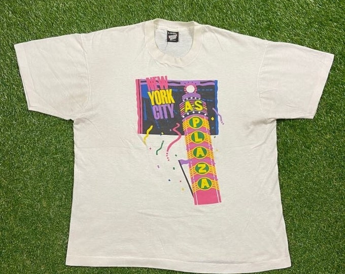 Vintage New York City T Shirt Tee Screen Stars Made USA Size Xtra Large XL Big Apple Broadway NYC Manhattan