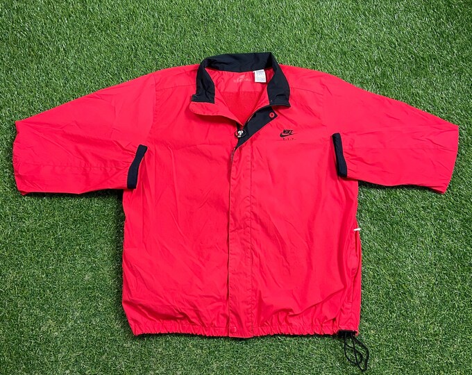 Vintage Nike Windbreaker Jacket Zip Up Jacket Sportswear Size Medium M Athletic Wear Classic 90s 1990s Light Rain Jacket Coat International
