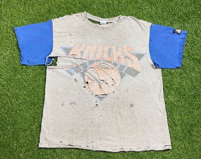 Vintage New York Knicks T Shirt Tee Starter Made USA Xtra Large XL NBA Basketball Classic Nyc Manhattan Msg 1990s 90s Distressed Sold As Is