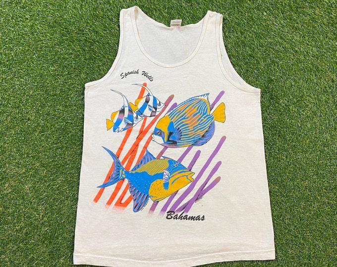Vintage Spanish Wells Bahamas Tank Top Shirt Tee Fruit of the Loom Made USA Size Large L Island Palm Trees Tropical Beach Caribbean 1990s