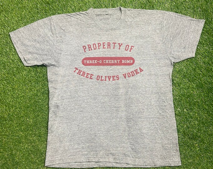 Vintage Three Olives Vodka T Shirt Tee Size Medium M Drink Alcohol Party Night Life Classic Liquor 1980s 80s