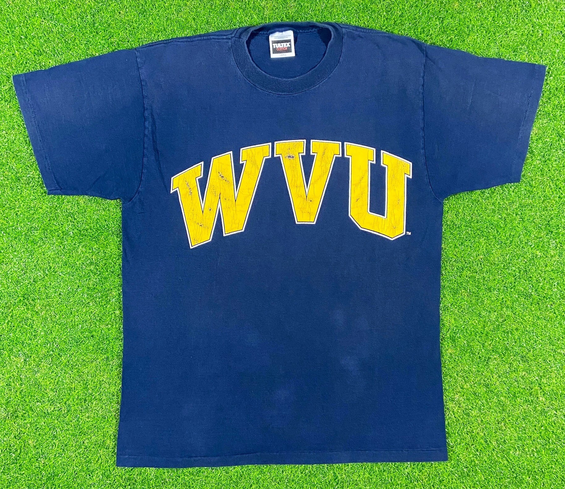 WEST VIRGINIA MOUNTAINEERS GREY ADULT EMBROIDERED SHORT SLEEVE T-SHIRT NWT 