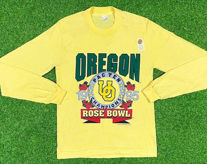 Vintage University of Oregon Ducks Rose Bowl 1995 Long Sleeve T Shirt Tee Screen Stars Small Made USA Classic 1990s 90s NWT Medium Yellow