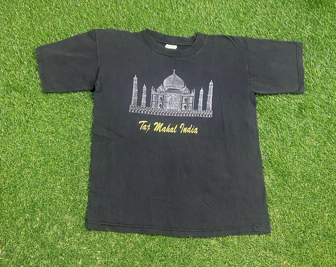 Vintage Taj Mahal T Shirt Tee Size Large L Eighth Wonder of the World India Asia 1990s 90s