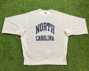 Vintage UNC University of North Carolina Tar Heels Crewneck Sweatshirt Lee Size XL NCAA College Basketball Air Jordan 1990s 90s Pull Over