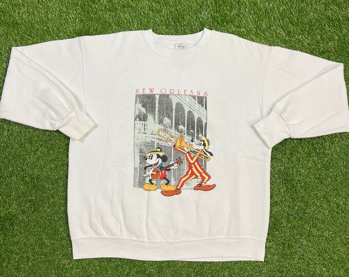 Vintage New Orleans Disney Crewneck Sweatshirt Made USA Size Xtra Large XL Walt Disney World Magic Kingdom Mickey Mouse Goofy Pull Over Nola