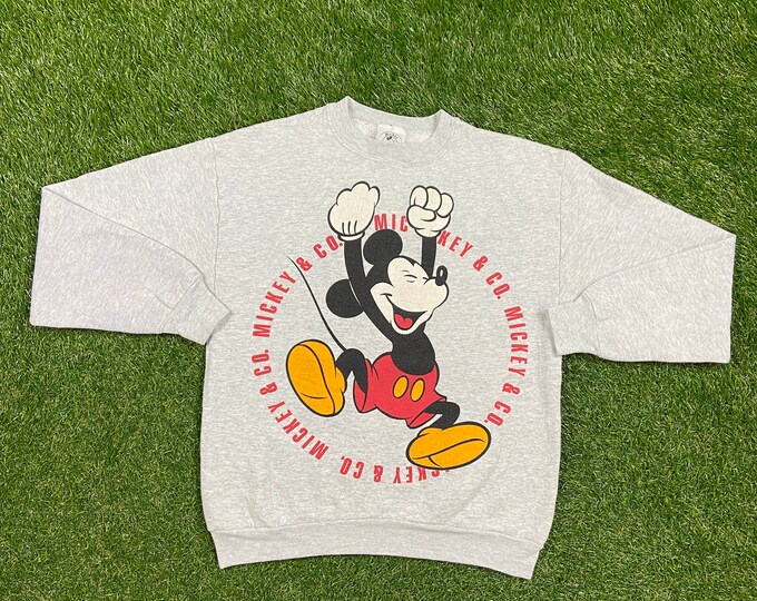 Vintage Mickey Mouse Crewneck Sweatshirt Mickey & Co Size Medium Walt Disney World Magic Kingdom Disneyland Classic Rare Pull Over Oversized