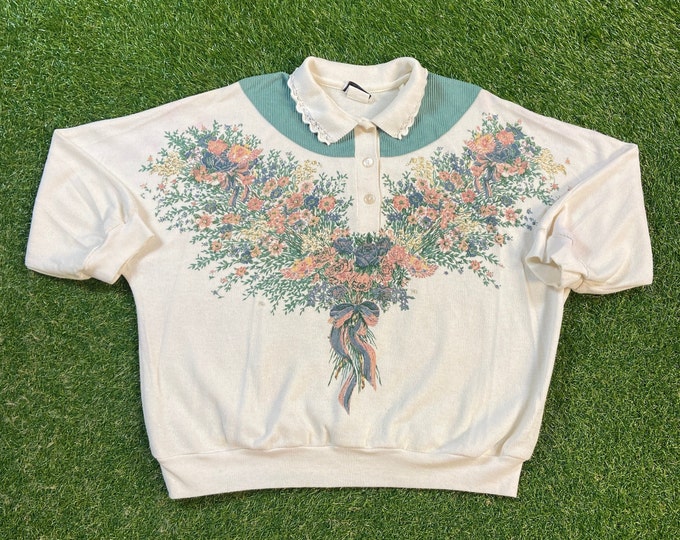 Vintage Flowers Sweatshirt Teddi Size Small S Morning Sun Bees Caterpillars Butterflies Nature Plants 1990s Pull Over Grandma Granny
