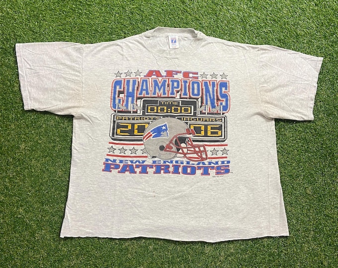 Vintage New England Patriots T Shirt Tee Size Xtra Large XL NFL Football Boston Massachusetts Tom Brady TB 12 1990s 90s